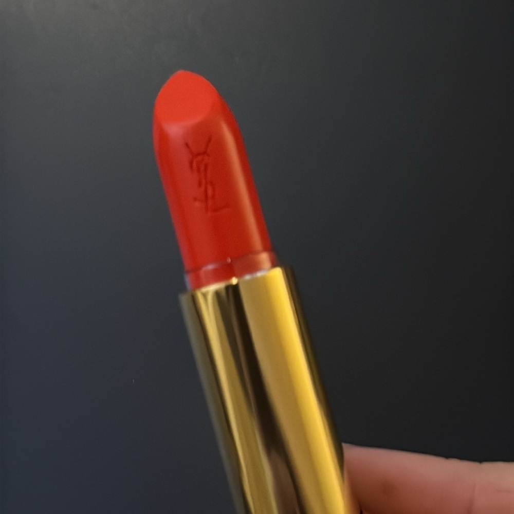 DISCONTINUED YSL SHADE #13 - ROUGE PUR COUTURE